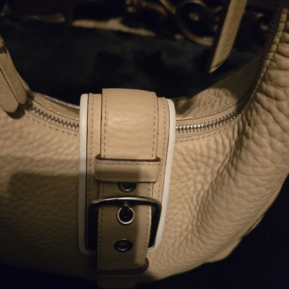 Coach Vintage Tan Pebble Leather Hobo Bag #5054 - Picture 13 of 15